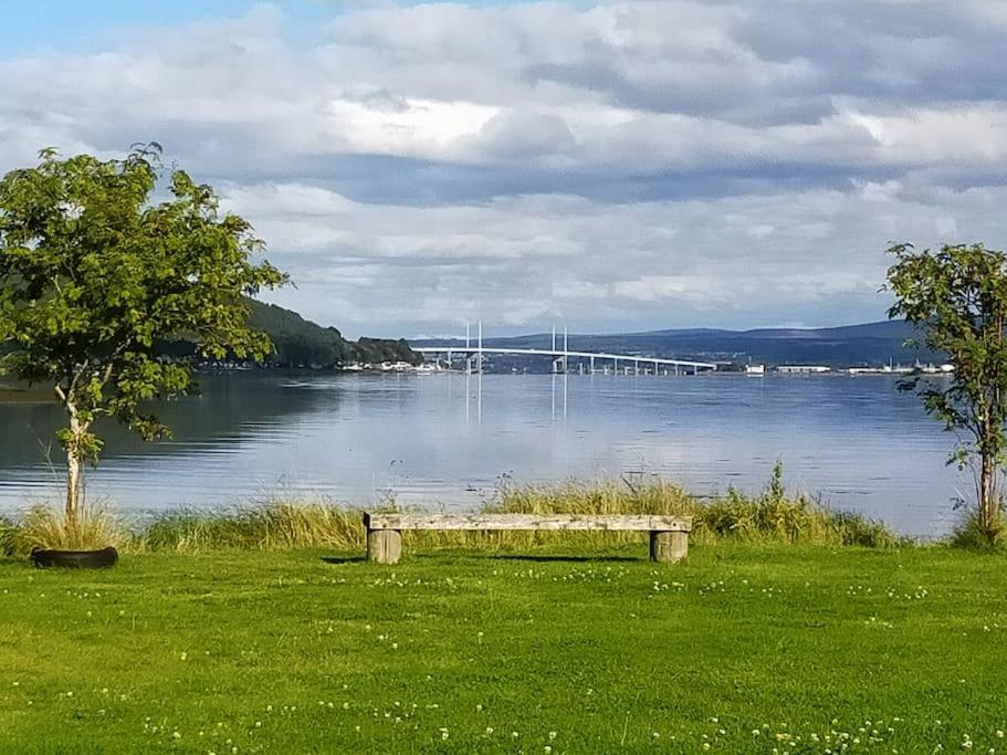 Spacious Sea View Home 5 Miles From Inverness North Kessock Exteriör bild