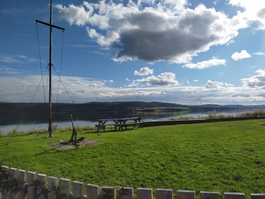 Spacious Sea View Home 5 Miles From Inverness North Kessock Exteriör bild