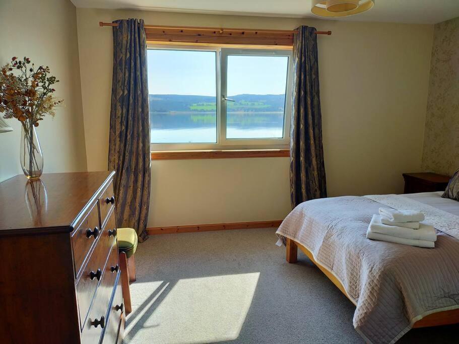 Spacious Sea View Home 5 Miles From Inverness North Kessock Exteriör bild